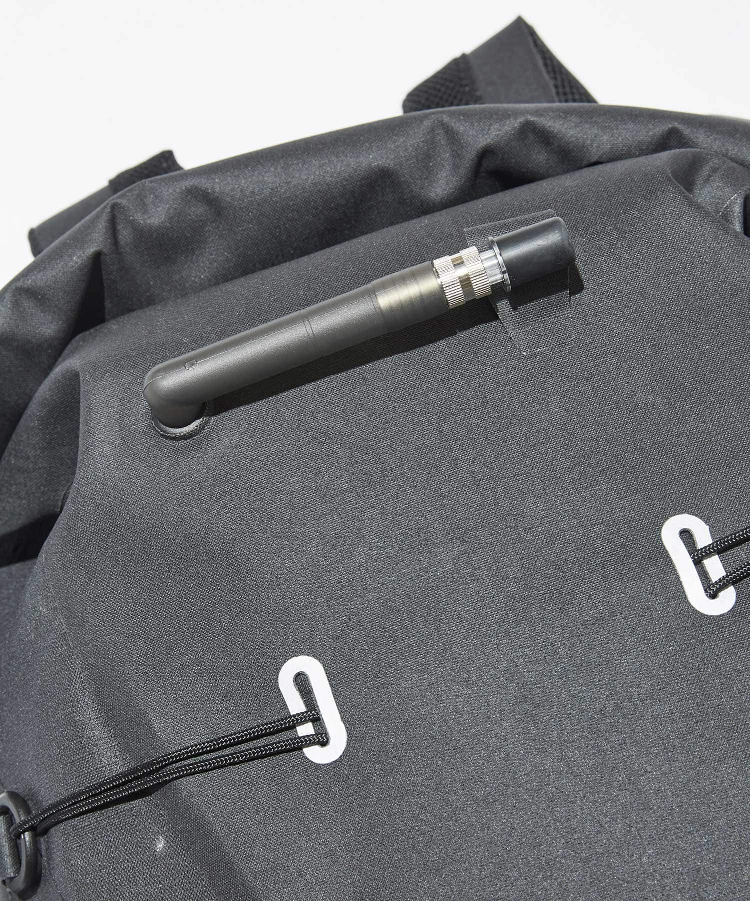 F/CE. ZIP LOCK TECH PACK