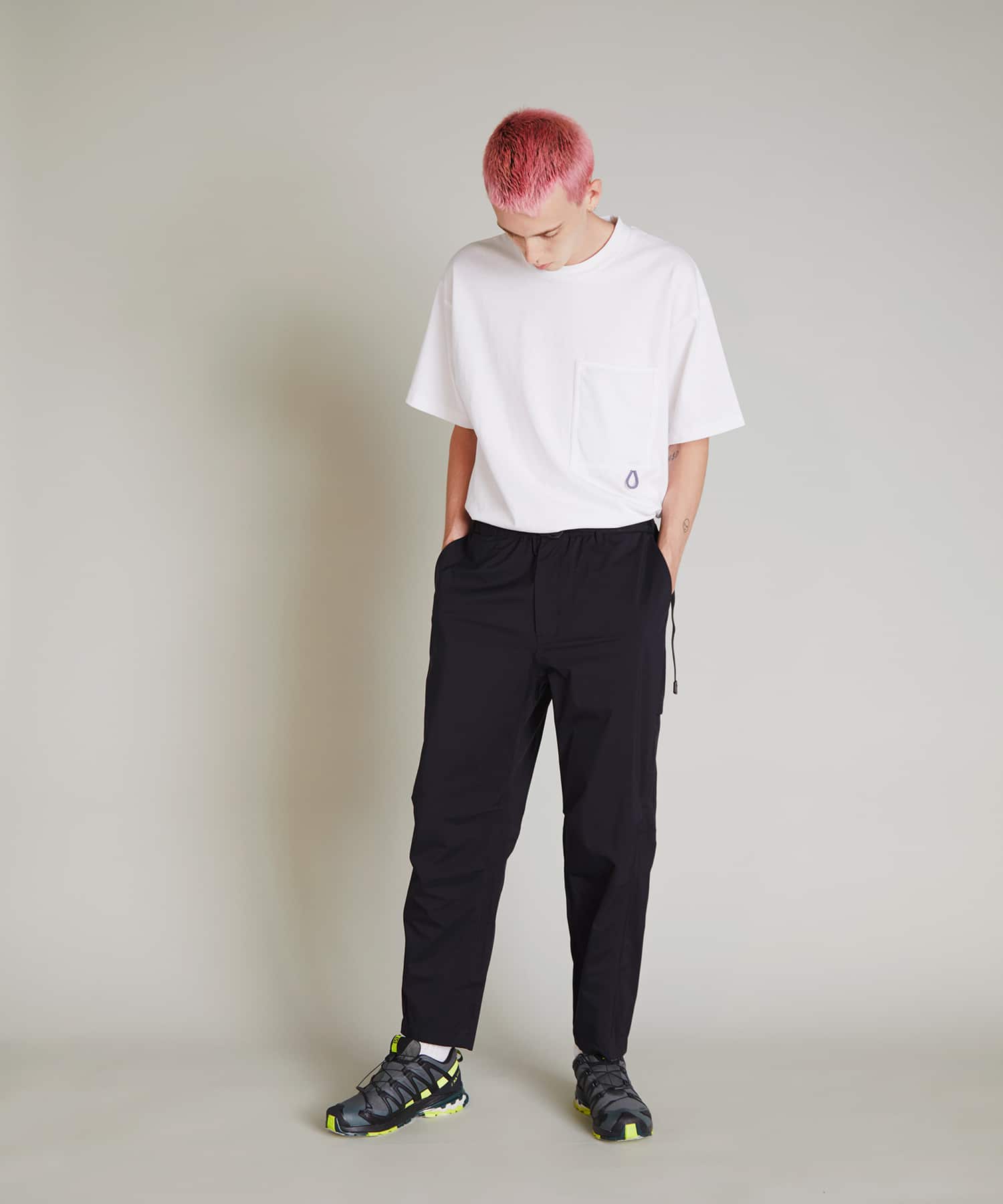 F/CE. WATERPROOF TAPERED PANTS背面に水抜き穴