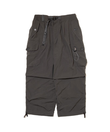 and wander oversized cargo pants / アンドワンダー オーバーサイズド カーゴ パンツ