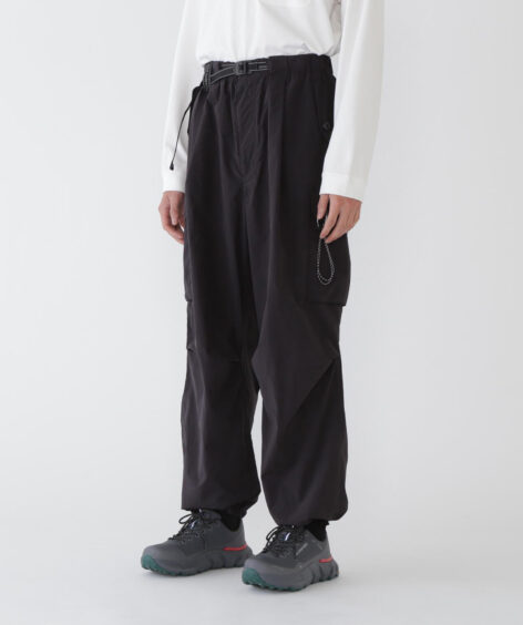 and wander oversized cargo pants / アンドワンダー オーバーサイズ カーゴ パンツ