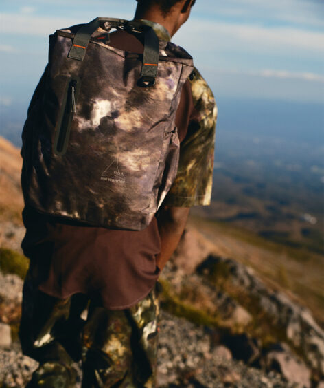 and wander ROA × and wander 2way tote bag camouflage / アンドワンダー ロア × アンドワンダー 2ウェイ トートバッグ カモフラージュ