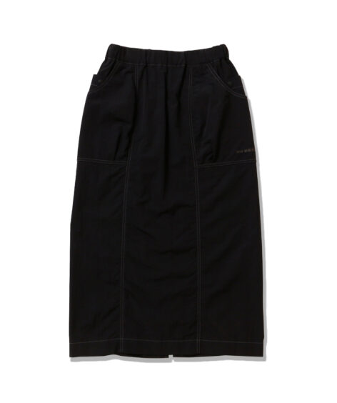 and wander crinkled nylon skirt (W) / アンドワンダー リンクルド ナイロン スカート（W）