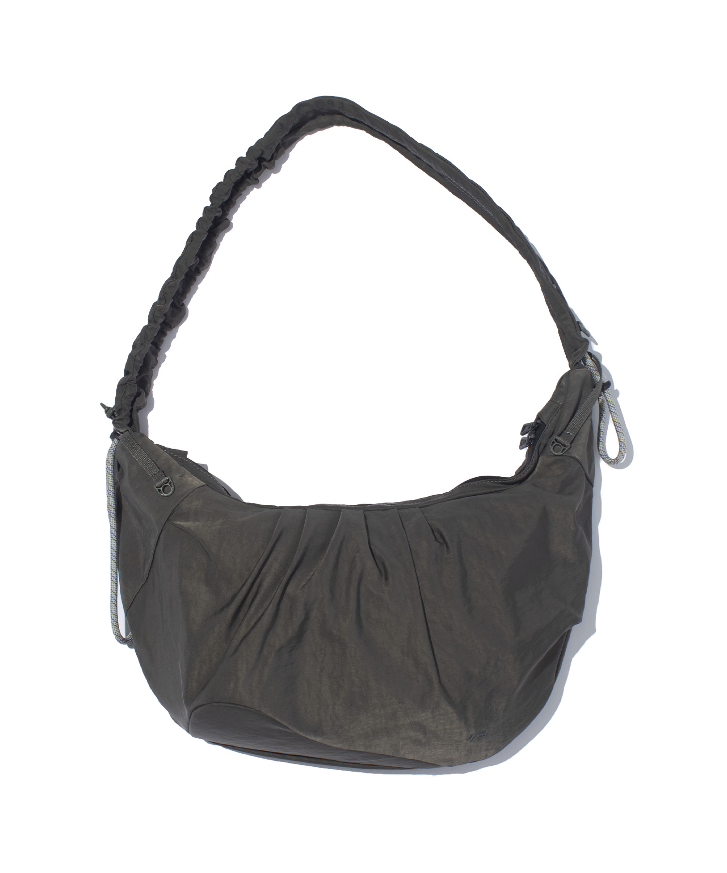 ※Pre-order: Shipping begins July 29※F/CE. TEXTURED TWILL BODY BAG